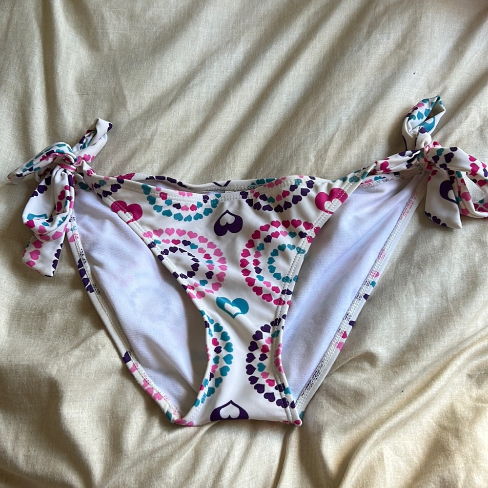 Size: S Hearts Bikini Bottom